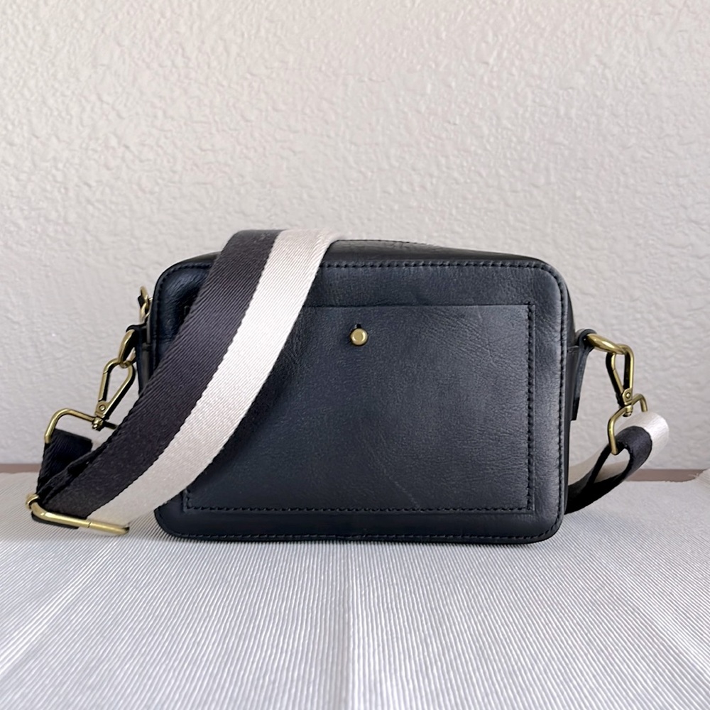 NWT Madewell The Transport Camera Bag in True Black
